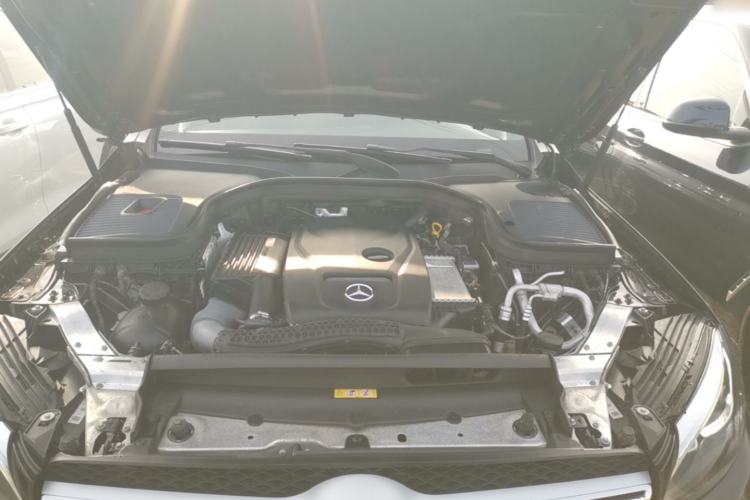 Used Mercedes-Benz GLC 2017 GLC 260 4MATIC Dynamic Edition Engine Bay