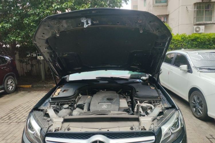 Used Mercedes-Benz GLC 2017 GLC 260 4MATIC Luxury Model Engine Bay