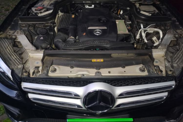 Used Mercedes-Benz GLC 2017 GLC 260 4MATIC Luxury Model Engine Bay