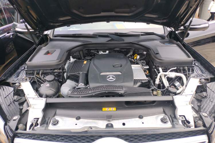 Used Mercedes-Benz GLC 2017 GLC 200 4MATIC Engine Bay