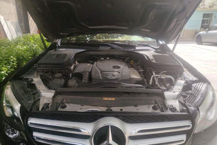 Used Mercedes-Benz GLC 2017 GLC 300 4MATIC Sport Edition Engine Bay