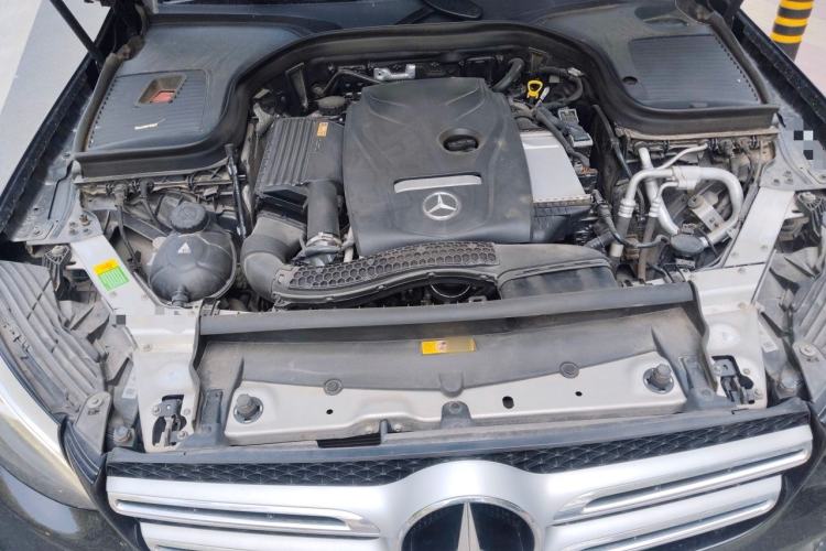 Used Mercedes-Benz GLC 2017 GLC 260 4MATIC Dynamic Edition Engine Bay