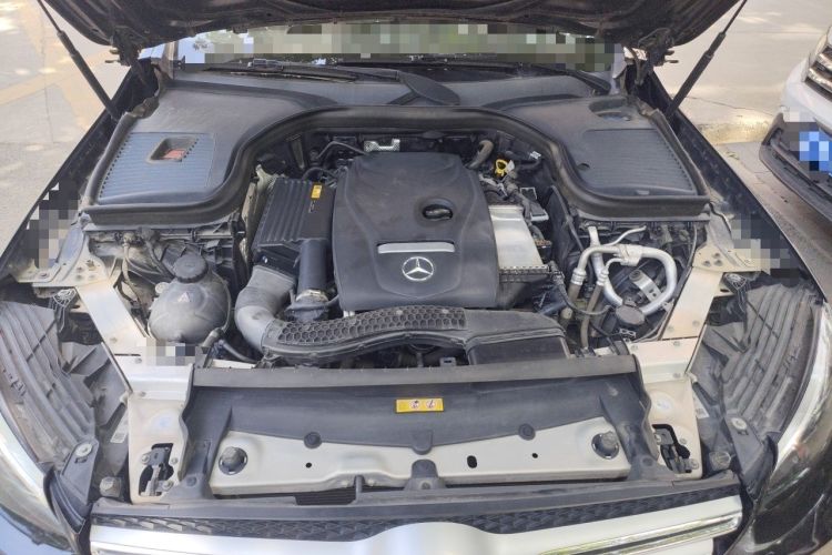 Used Mercedes-Benz GLC 2017 GLC 260 4MATIC Dynamic Edition Engine Bay