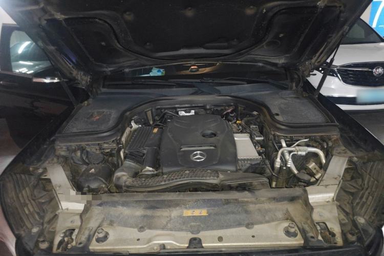 Used Mercedes-Benz GLC 2017 GLC 260 4MATIC Luxury Model Engine Bay