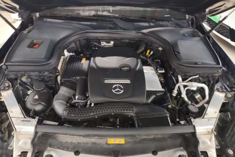 Used Mercedes-Benz GLC 2017 GLC 260 4MATIC Luxury Model Engine Bay