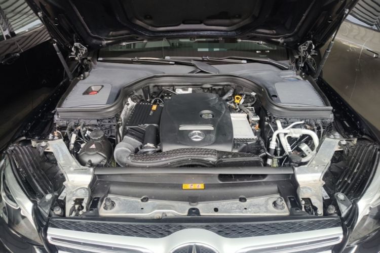Used Mercedes-Benz GLC 2017 GLC 200 4MATIC Engine Bay