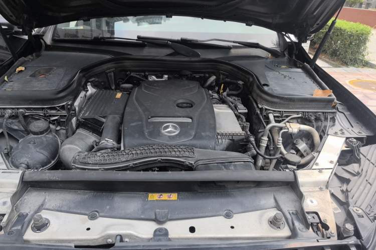 Used Mercedes-Benz GLC 2017 GLC 300 4MATIC Sport Edition Engine Bay