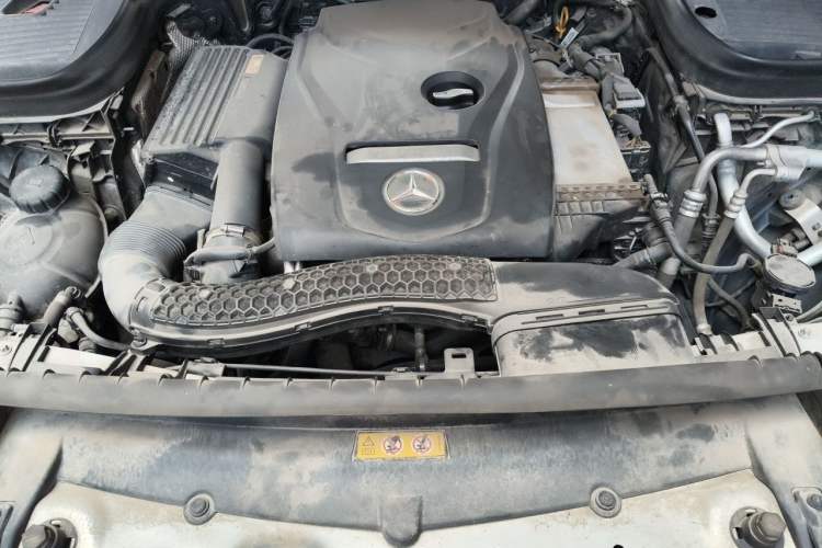 Used Mercedes-Benz GLC 2017 GLC 260 4MATIC Luxury Model Engine Bay