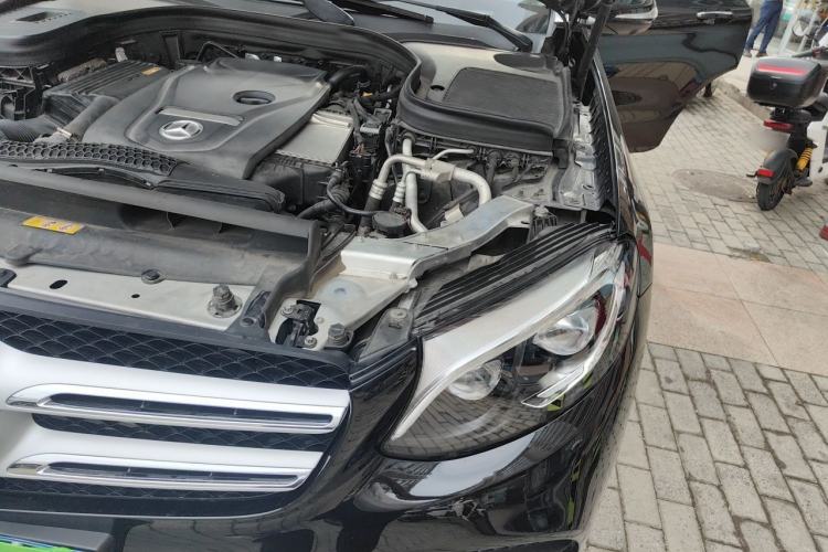 Used Mercedes-Benz GLC 2017 GLC 300 4MATIC Sport Edition Engine Bay Left