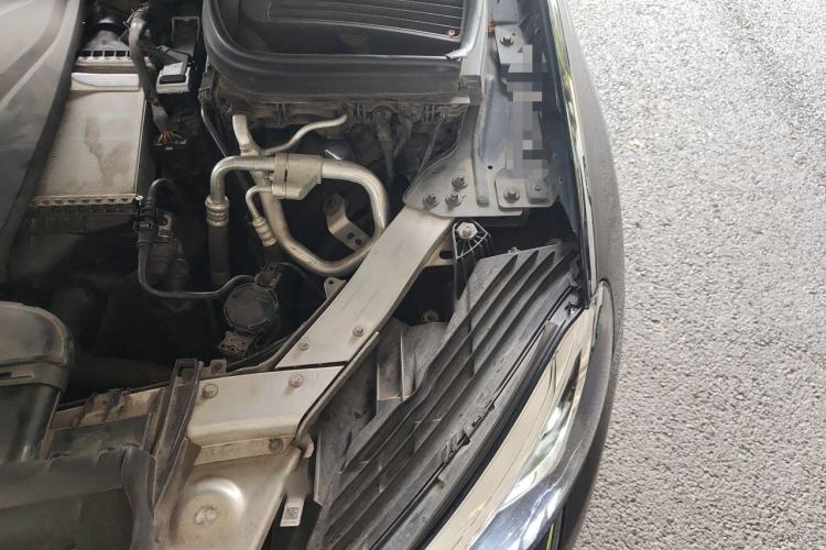 Used Mercedes-Benz GLC 2017 GLC 200 4MATIC Engine Bay Left