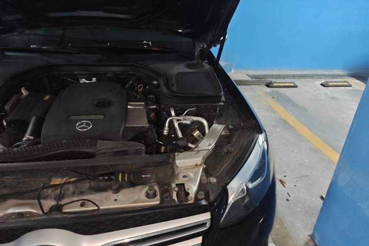 Used Mercedes-Benz GLC 2017 GLC 200 4MATIC Engine Bay Left
