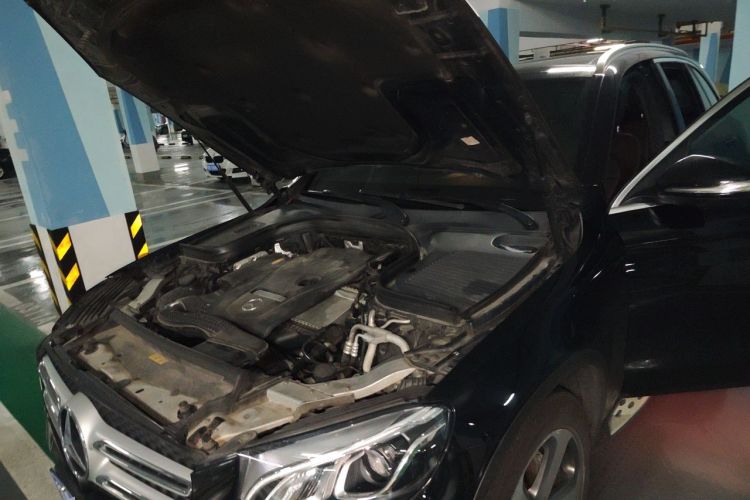 Used Mercedes-Benz GLC 2017 GLC 260 4MATIC Luxury Model Engine Bay Left