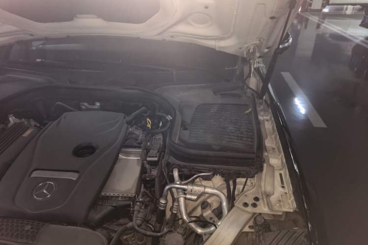 Used Mercedes-Benz GLC 2017 GLC 300 4MATIC Sport Edition Engine Bay Left