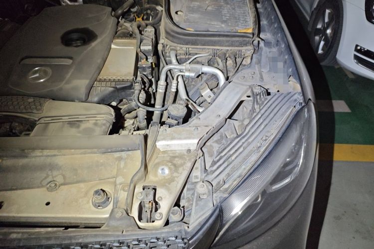 Used Mercedes-Benz GLC 2017 GLC 260 4MATIC Dynamic Edition Engine Bay Left