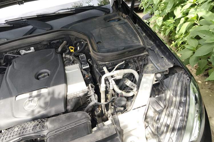 Used Mercedes-Benz GLC 2017 GLC 300 4MATIC Sport Edition Engine Bay Left