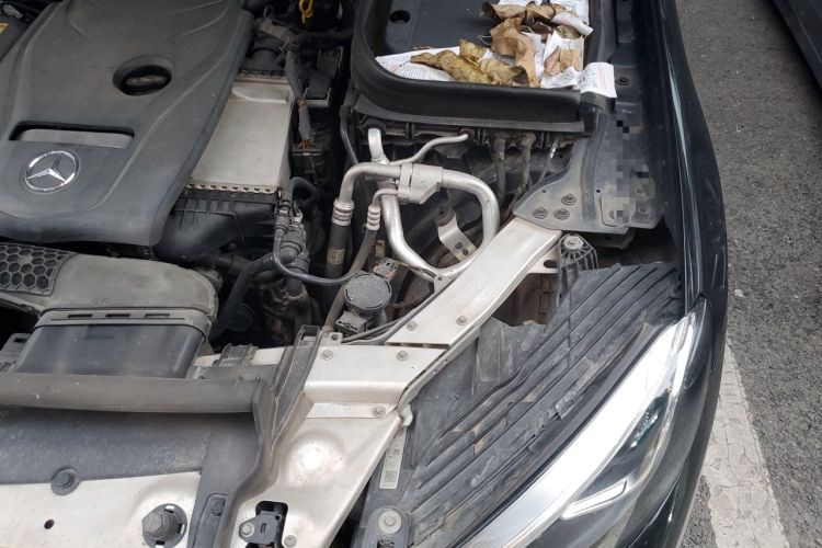 Used Mercedes-Benz GLC 2017 GLC 260 4MATIC Dynamic Edition Engine Bay Left