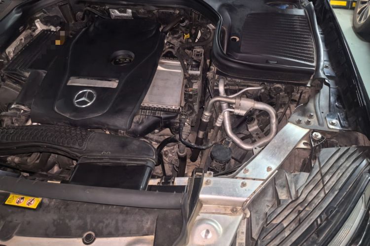 Used Mercedes-Benz GLC 2017 GLC 260 4MATIC Dynamic Edition Engine Bay Left