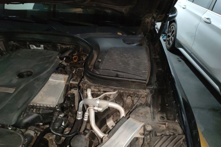 Used Mercedes-Benz GLC 2017 GLC 260 4MATIC Dynamic Edition Engine Bay Left