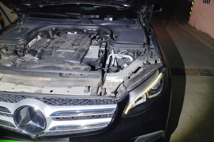 Used Mercedes-Benz GLC 2017 GLC 260 4MATIC Luxury Model Engine Bay Left