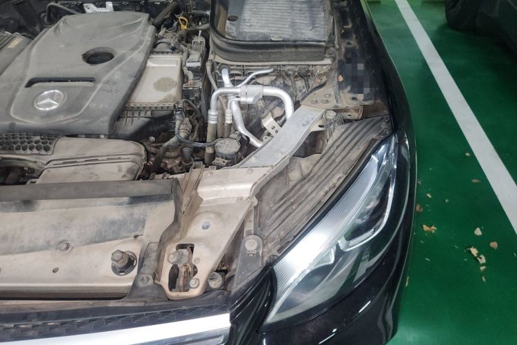 Used Mercedes-Benz GLC 2017 GLC 260 4MATIC Luxury Model Engine Bay Left