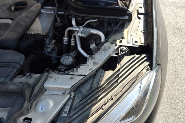 Used Mercedes-Benz GLC 2017 GLC 260 4MATIC Dynamic Edition Engine Bay Left