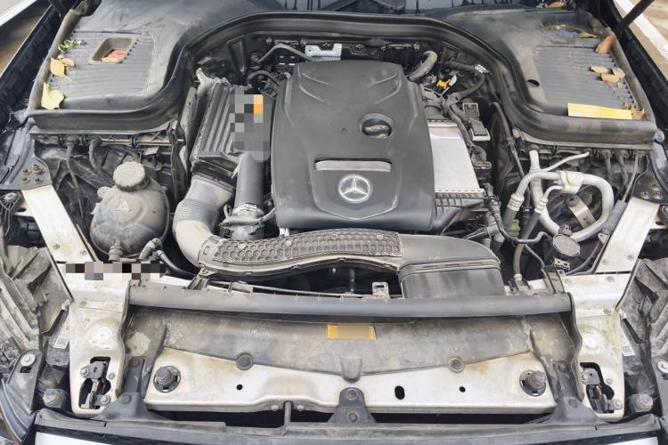 Used Mercedes-Benz GLC 2017 GLC 260 4MATIC Dynamic Edition Engine Bay