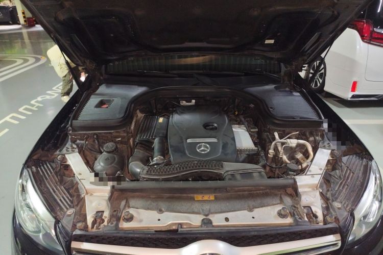 Used Mercedes-Benz GLC 2017 GLC 300 4MATIC Sport Edition Engine Bay