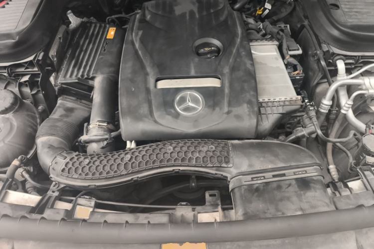 Used Mercedes-Benz GLC 2017 GLC 260 4MATIC Dynamic Edition Engine Bay