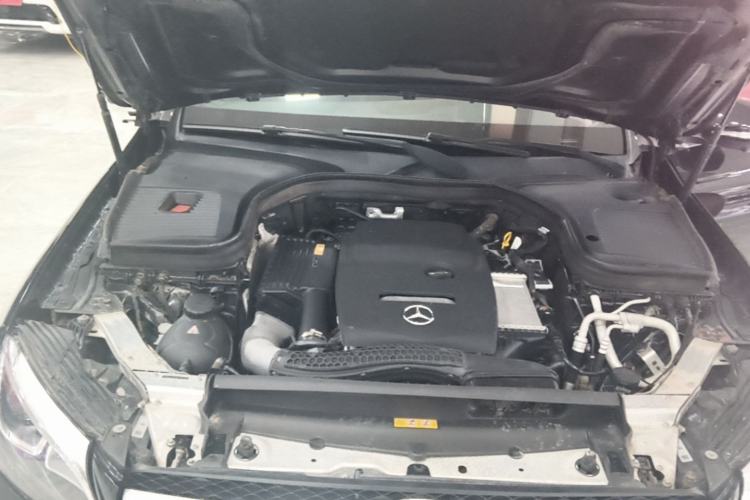 Used Mercedes-Benz GLC 2017 GLC 260 4MATIC Luxury Model Engine Bay