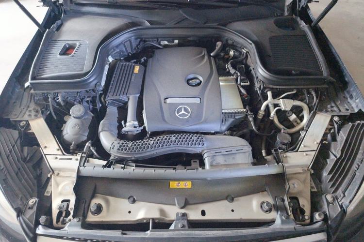 Used Mercedes-Benz GLC 2017 GLC 260 4MATIC Luxury Model Engine Bay