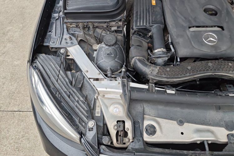 Used Mercedes-Benz GLC 2017 GLC 260 4MATIC Dynamic Edition Engine Bay Right