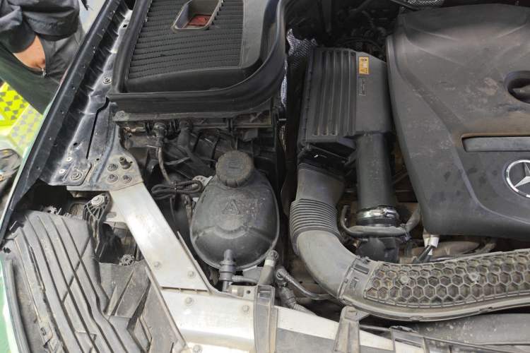 Used Mercedes-Benz GLC 2017 GLC 200 4MATIC Engine Bay Right