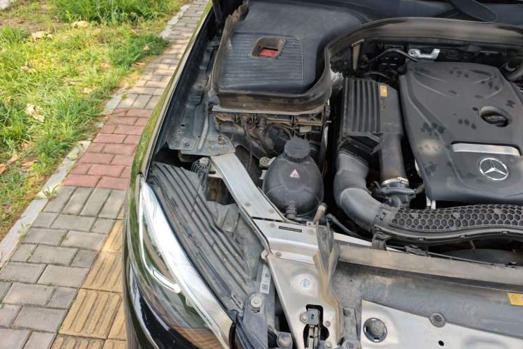 Used Mercedes-Benz GLC 2017 GLC 200 4MATIC Engine Bay Right