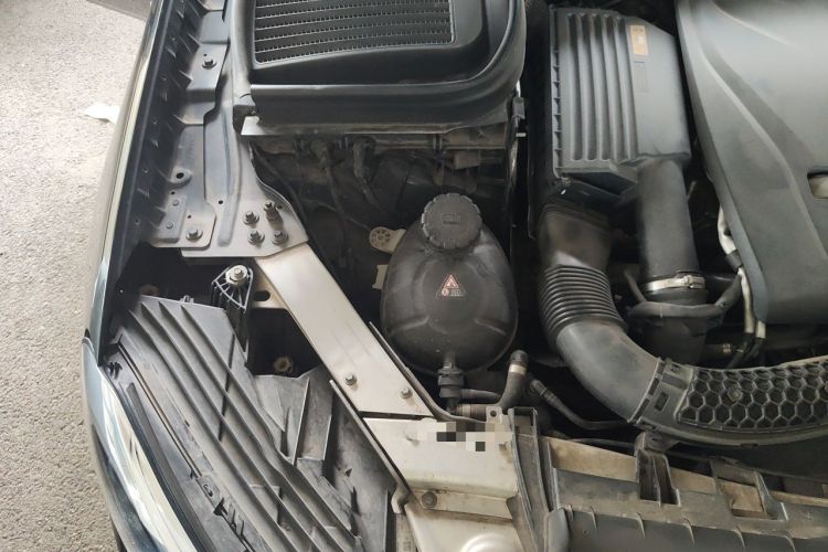 Used Mercedes-Benz GLC 2017 GLC 200 4MATIC Engine Bay Right
