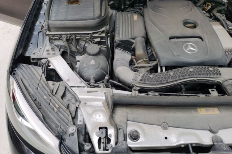 Used Mercedes-Benz GLC 2017 GLC 260 4MATIC Dynamic Edition Engine Bay Right