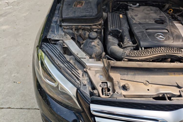 Used Mercedes-Benz GLC 2017 GLC 200 4MATIC Engine Bay Right