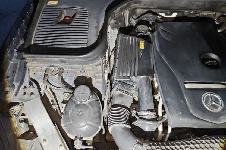Used Mercedes-Benz GLC 2017 GLC 200 4MATIC Engine Bay Right