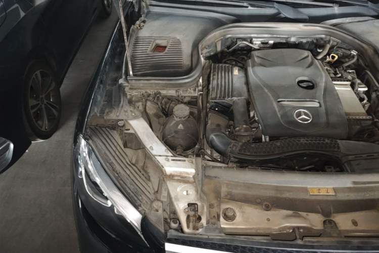 Used Mercedes-Benz GLC 2017 GLC 260 4MATIC Dynamic Edition Engine Bay Right