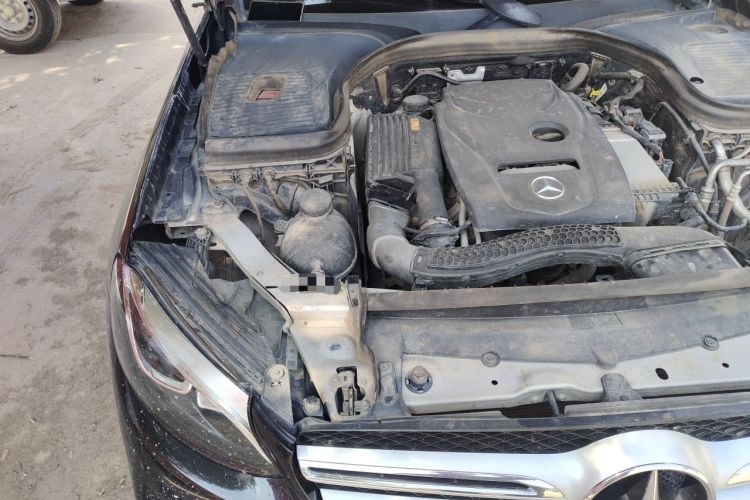 Used Mercedes-Benz GLC 2017 GLC 260 4MATIC Luxury Model Engine Bay Right