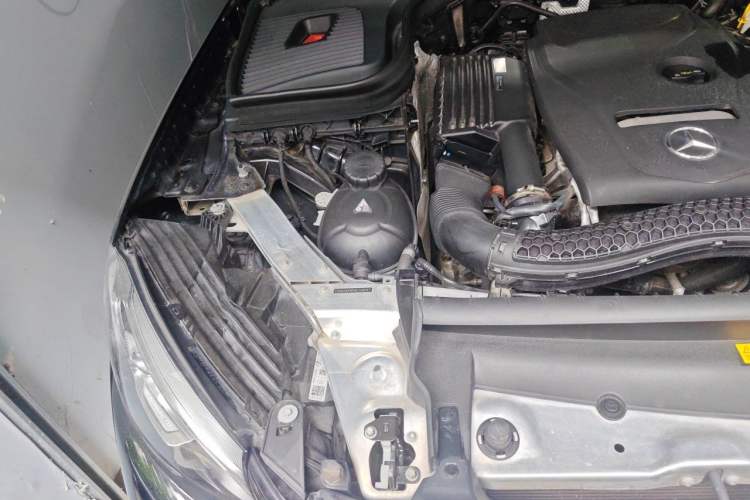 Used Mercedes-Benz GLC 2017 GLC 300 4MATIC Sport Edition Engine Bay Right