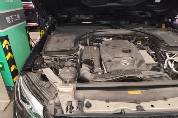 Used Mercedes-Benz GLC 2017 GLC 260 4MATIC Luxury Model Engine Bay Right