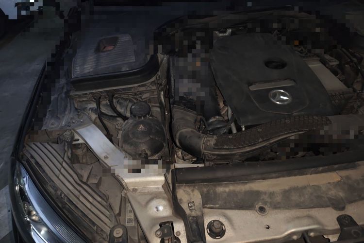 Used Mercedes-Benz GLC 2017 GLC 300 4MATIC Luxury Model Engine Bay Right