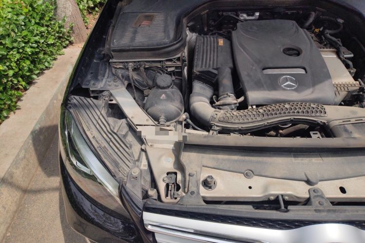 Used Mercedes-Benz GLC 2017 GLC 260 4MATIC Luxury Model Engine Bay Right