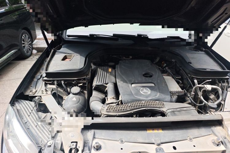 Used Mercedes-Benz GLC 2017 GLC 300 4MATIC Luxury Model Engine Bay Right