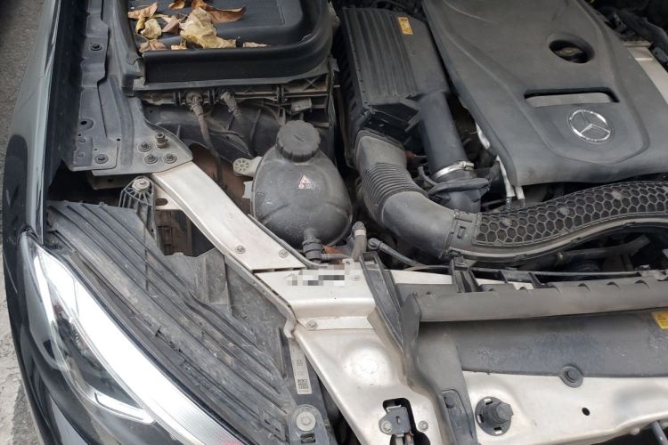 Used Mercedes-Benz GLC 2017 GLC 260 4MATIC Dynamic Edition Engine Bay Right