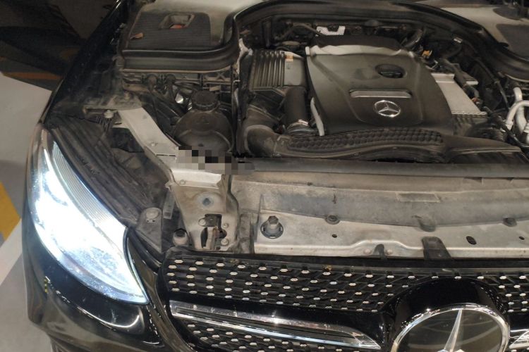 Used Mercedes-Benz GLC 2017 GLC 260 4MATIC Dynamic Edition Engine Bay Right