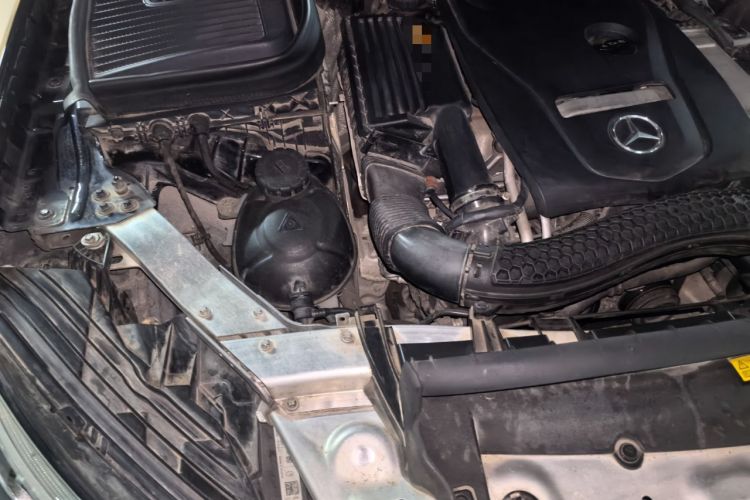 Used Mercedes-Benz GLC 2017 GLC 260 4MATIC Dynamic Edition Engine Bay Right