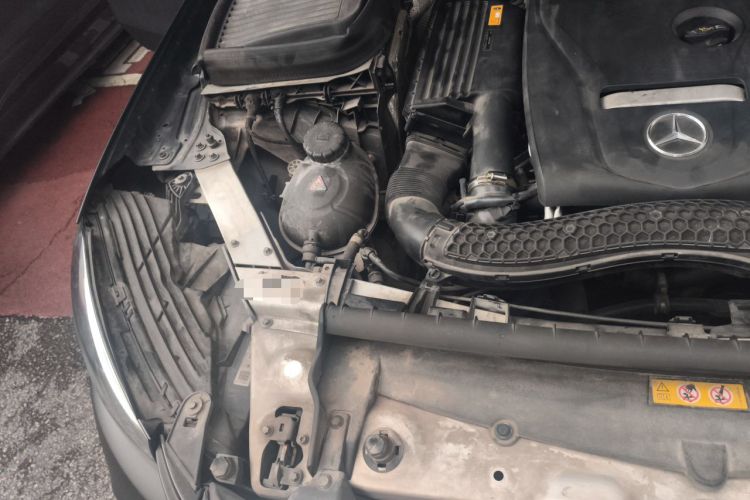 Used Mercedes-Benz GLC 2017 GLC 260 4MATIC Dynamic Edition Engine Bay Right