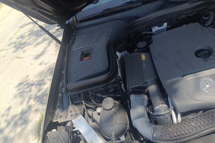 Used Mercedes-Benz GLC 2017 GLC 200 4MATIC Engine Bay Right