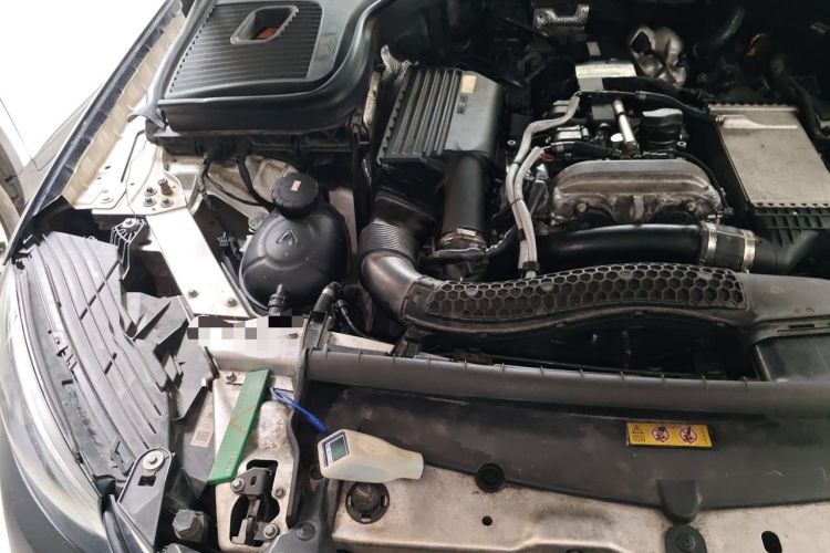 Used Mercedes-Benz GLC 2017 GLC 260 4MATIC Dynamic Edition Engine Bay Right